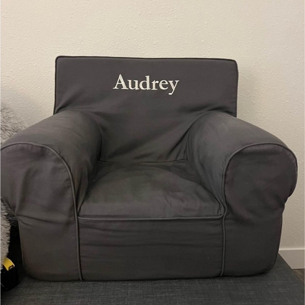 Pottery Barn Kids Anywhere Chair - AUDREY - Kids’ Size